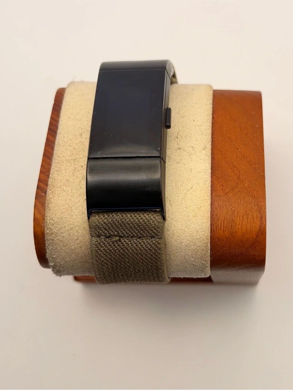 Fitbit Charge 2, Gunmetal Edition, Charger included, Tested, comfort band